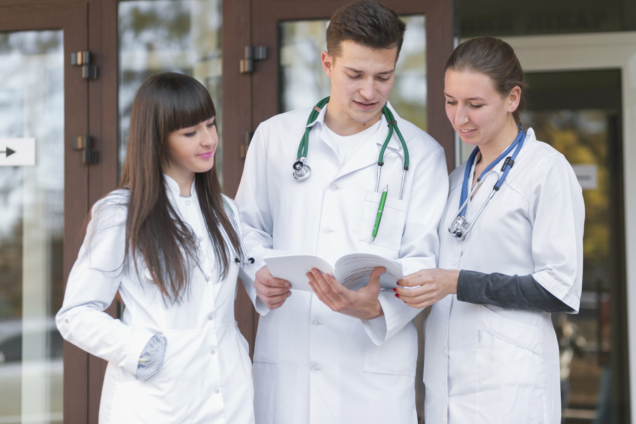 Choosing the Right Medical University: What Future Doctors Should Look ...